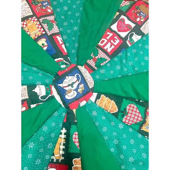 Handmade Dresden Style Quilted 31” Christmas Table Topper Candle Mat Tree Skirt - Picture 2 of 5